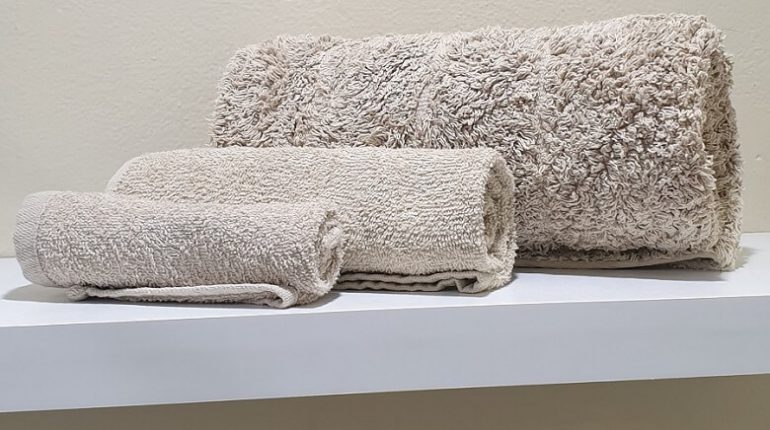 bathroom-linen-towels-central-motel-ipwish-corporate-room