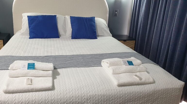 double-motel-room-linen-towels-ipswich-central-motel-ipswich-1