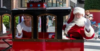 Wonder Full: Santa's Arrival